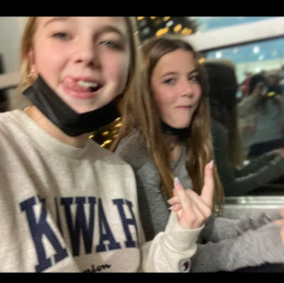 Meet your Posher, Kate - Picture 1 of 1